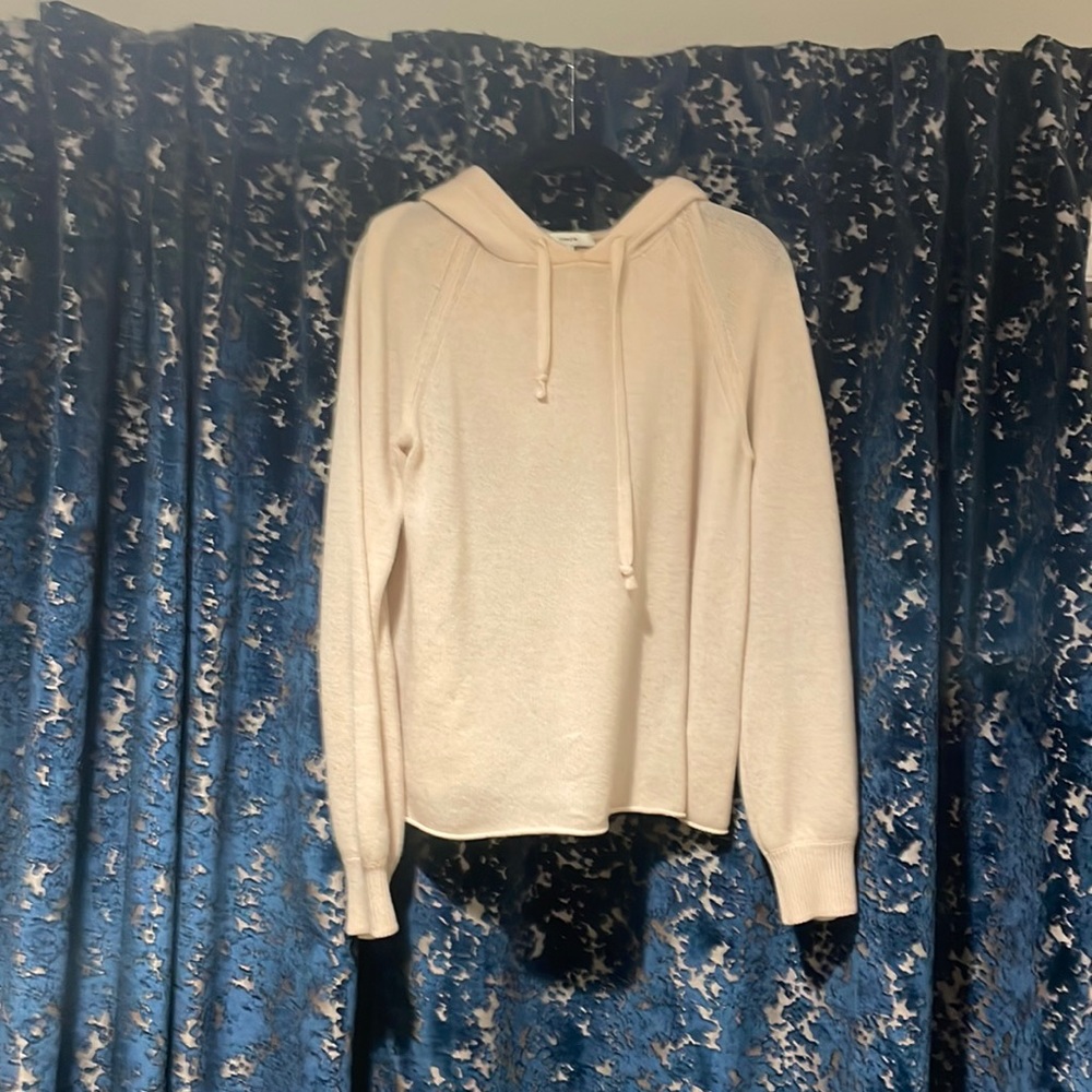 Vince- cashmere hooded sweater, blush